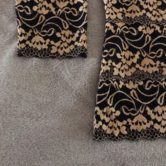 Blushe Embroidered 3/4 sleeve boat neck blouse - Picture 4 of 8